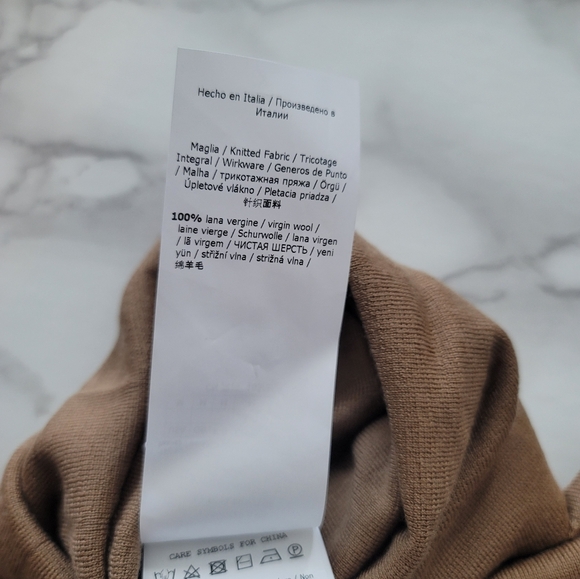NWT MaxMara Saluto Wool Turtleneck Sweater Small - Picture 9 of 10